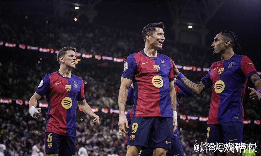 前中超弃将迎大爆发,欧冠连斩巴萨皇马。 前中超弃将迎大爆发,欧冠连斩巴萨皇马。